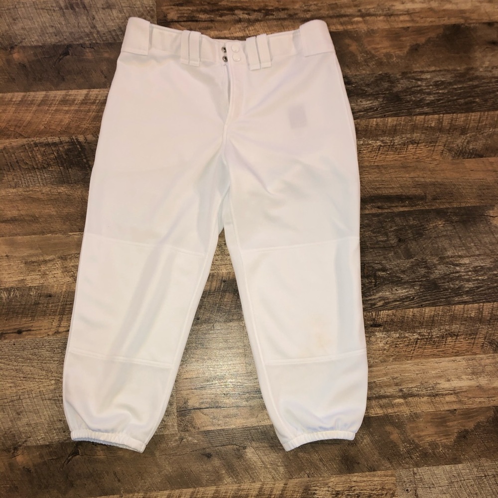 Women’s Mizuno Softball Pants.